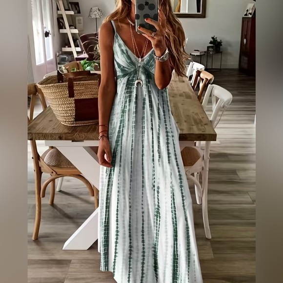 Dresses & Skirts - NEW White & Turquoise Tie Dye Maxi Dress Sz L Large